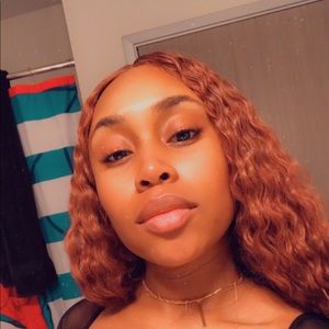 Meet your Posher, Latonya